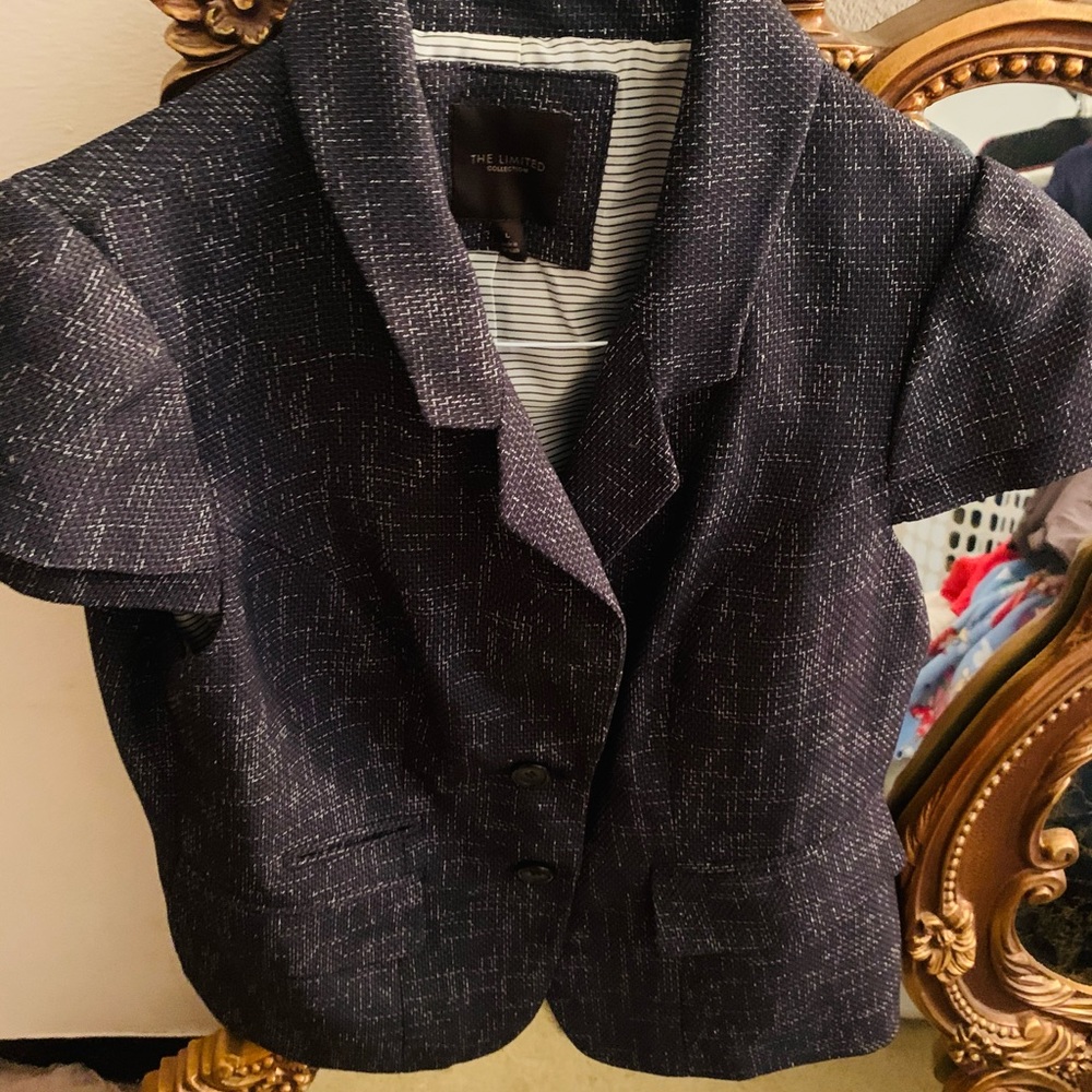 Limited blouse